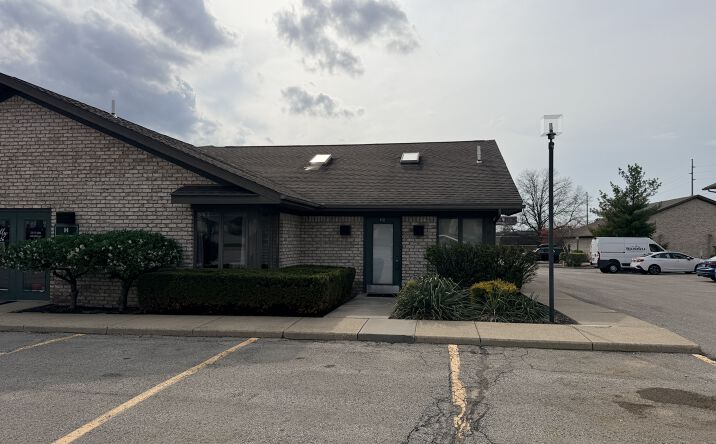 Pictures of Retail, Office property located at 755 Boardman-Canfield Rd, Youngstown, OH 44512 for lease - image #1