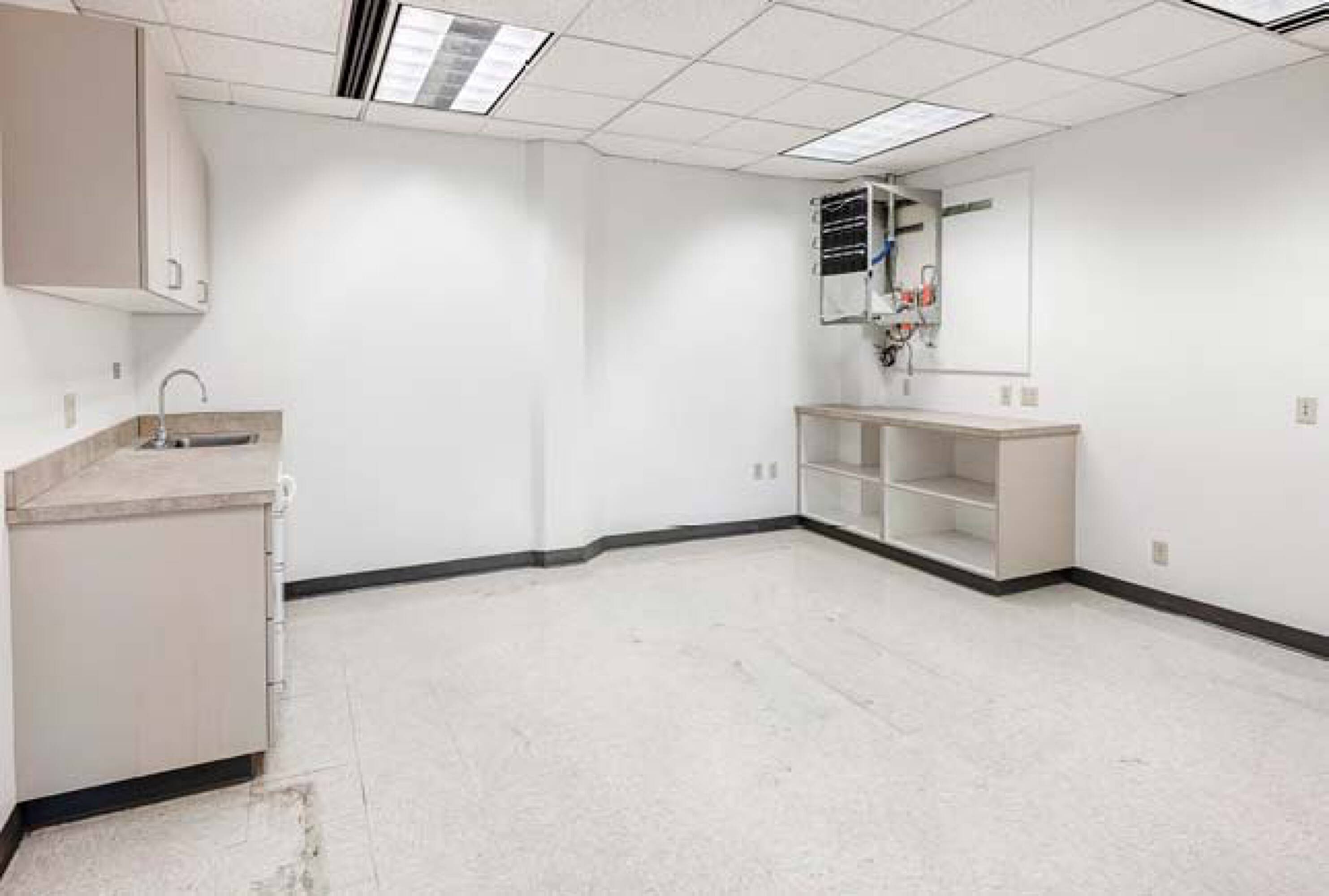 3328327