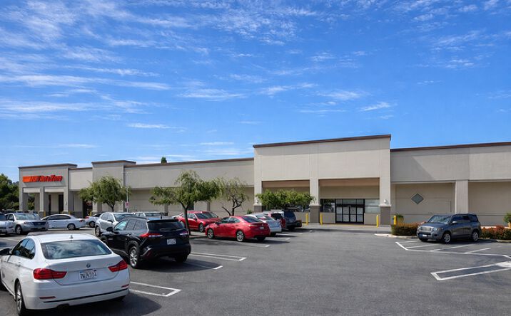 Pictures of Retail property located at 139 N. Grand Avenue, Covina, CA 91724 for lease - image #1