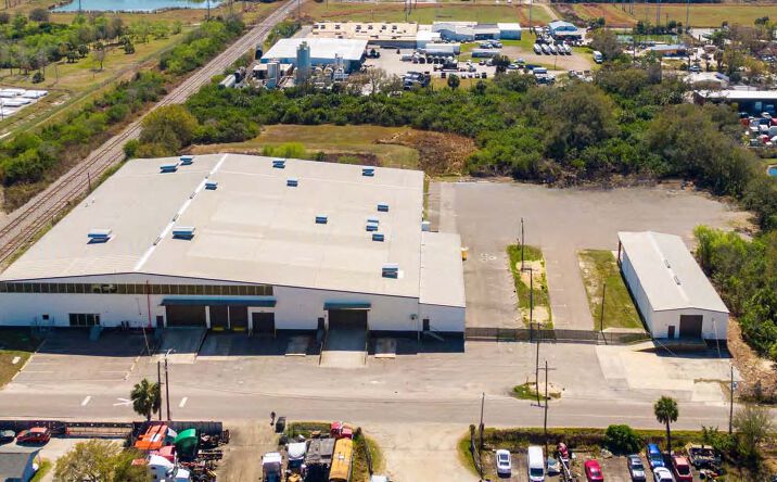 Pictures of Industrial property located at 5115 Hartford St, Tampa, FL 33619 for lease - image #1