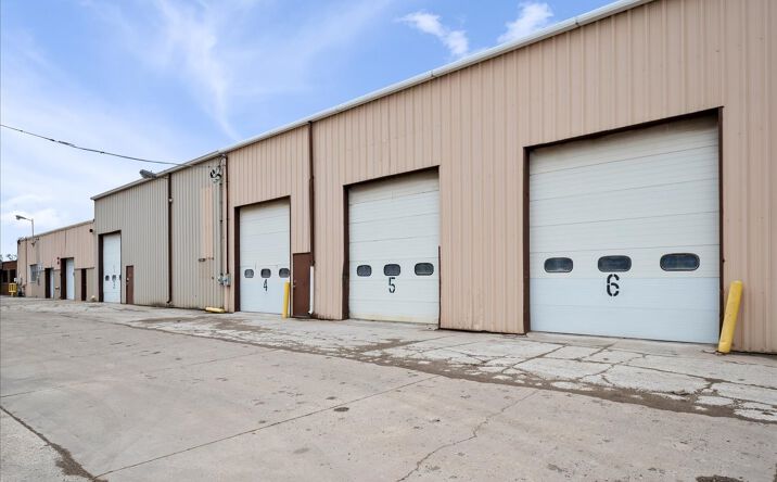 Pictures of Industrial property located at 310 W 162nd Street, South Holland, IL 60473 for lease - image #1