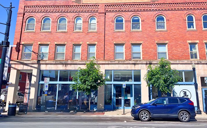 Pictures of Retail property located at 1221 N High St, Columbus, OH 43201 for lease - image #1