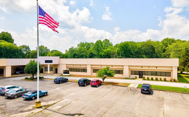 Pictures of Industrial, Office, Special Purpose property located at 1059 E Tri County Blvd, Oliver Springs, TN 37840 for lease - image #1