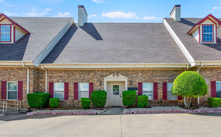 Pictures of Office, Special Purpose property located at 326 Edmonds Ln Unit 104, Lewisville, TX 75067 for lease - image #1