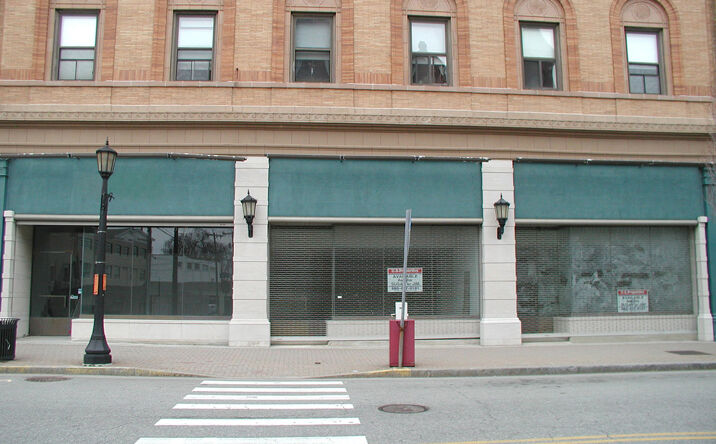 Pictures of Retail, Office property located at 281 State St, New London, CT 06320 for lease - image #1