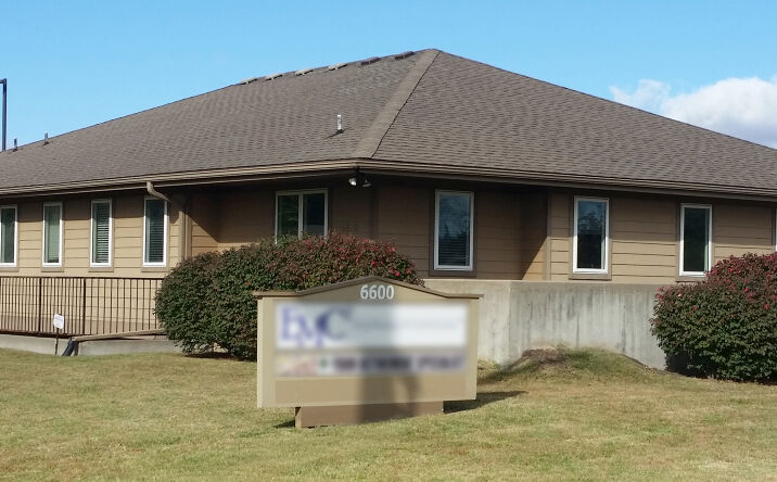Pictures of Office property located at 6600 SW 10th Ave, Topeka, KS 66615 for lease - image #1