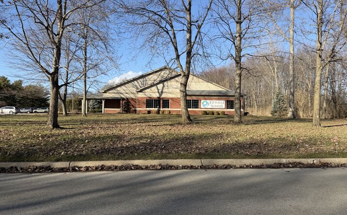 Pictures of Office property located at 810 Park Pl, Mishawaka, IN 46545 for lease - image #1