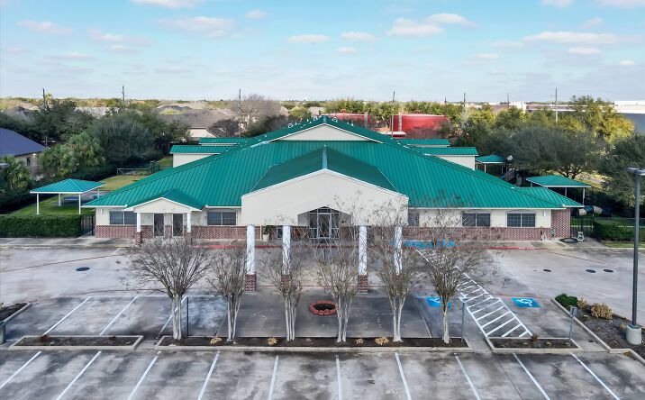 Pictures of Special Purpose property located at 20417 University Blvd, Missouri City, TX 77459 for lease - image #1