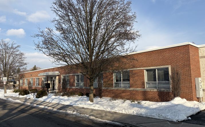 Pictures of Office property located at 325 Cottage Hill Rd, York, PA 17401 for lease - image #1