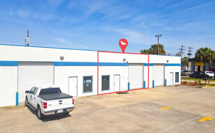Pictures of Industrial property located at 2736 O'Neal Ln,, Baton Rouge, LA 70816 for lease - image #1