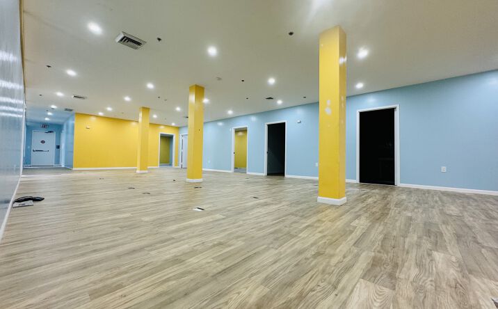 Pictures of Retail, Office property located at 11-43 47th Ave, long island, NY 11101 for lease - image #1