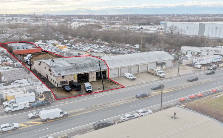 Pictures of Industrial property located at 3220 S 61st St, Philadelphia, PA 19142 for lease - image #1