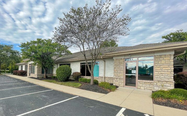 Pictures of Office property located at 161 Clint Dr, Pickerington, OH 43147 for lease - image #1
