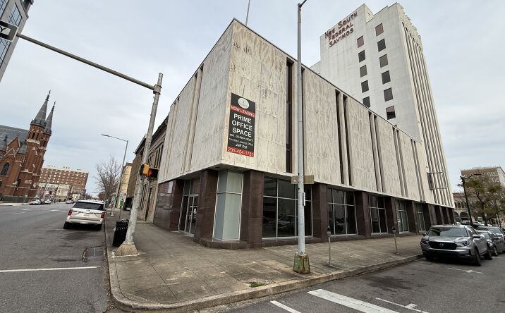 Pictures of Retail property located at 215 Richard Arrington Jr Blvd N, Birmingham, AL 35203 for lease - image #1