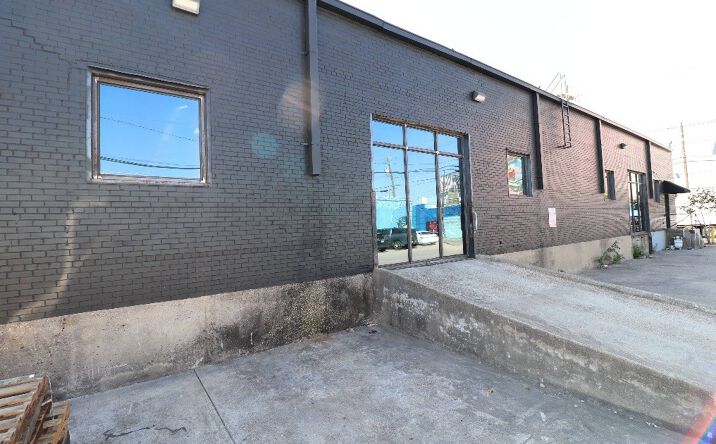Pictures of Office property located at 2805 Canton St, Dallas, TX 75226 for lease - image #1