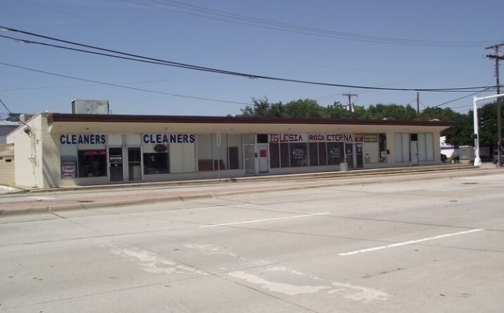 Pictures of Retail, Office property located at 2503 Valley View Ln, Farmers Branch, TX 75234 for lease - image #1