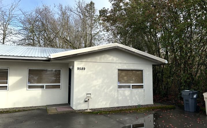 Pictures of Office property located at 9589 SW Tualatin-Sherwood Rd, Tualatin, OR 97062 for lease - image #1