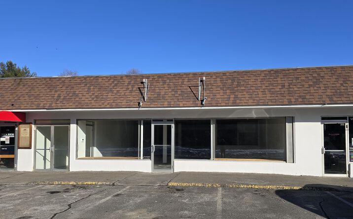 Pictures of Retail, Restaurant property located at 320 College St, Amherst, MA 01002 for lease - image #1