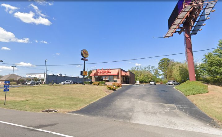 Pictures of Retail property located at 9225 Old Lee Hwy, Ooltewah, TN 37363 for lease - image #1