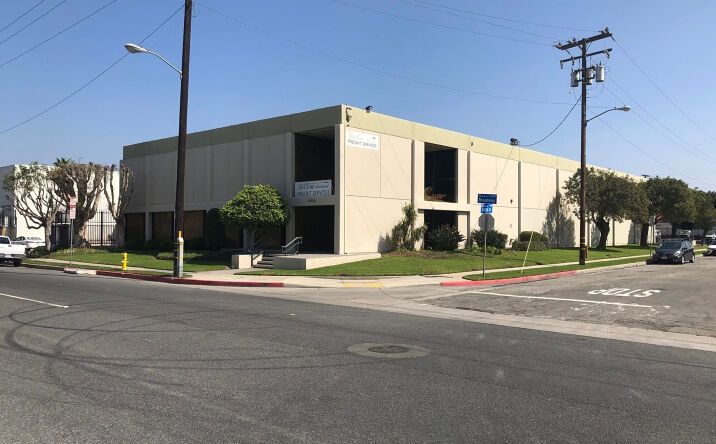 Pictures of Industrial property located at 13936 S Broadway, Los Angeles, CA 90061 for lease - image #1