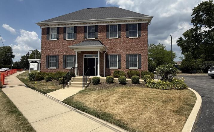 Pictures of Office property located at 9421 Joliet Street, St. John, IN 46373 for lease - image #1