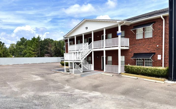 Pictures of Office property located at 2414 Clements Ferry Road, D, Charleston, SC 29492 for lease - image #1