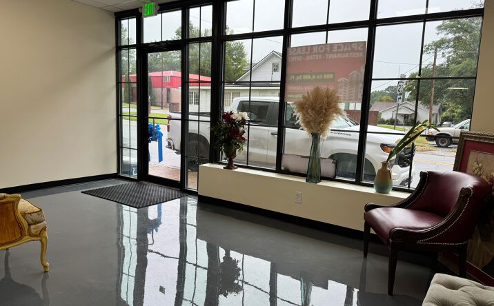 Pictures of Office property located at 110 Main St, Alexander City, AL 35010 for lease - image #1