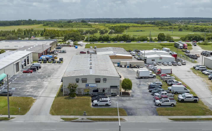 Pictures of Industrial property located at 2101 E Edgewood Dr, Lakeland, FL 33803 for lease - image #1
