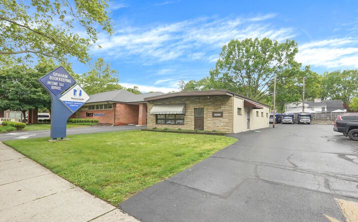 Pictures of Retail, Office property located at 2690 E Main St, Columbus, OH 43209 for lease - image #1