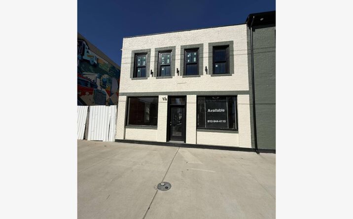 Pictures of Retail, Office property located at 217 E Main St, New Albany, IN 47150 for lease - image #1