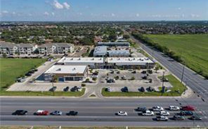 Pictures of Office property located at 1601 W Trenton Road # L129, Edinburg, TX 78539 for lease - image #1