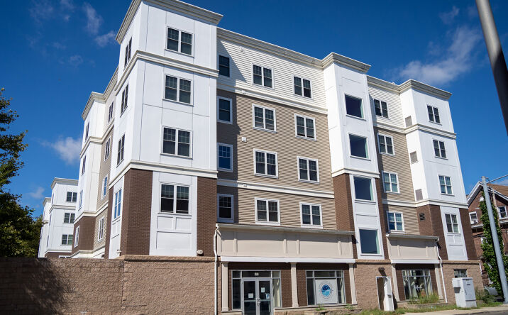 Pictures of Retail property located at 515 West Avenue Bridgeport, CT, USA, Bridgeport, CT 06604 for lease - image #1
