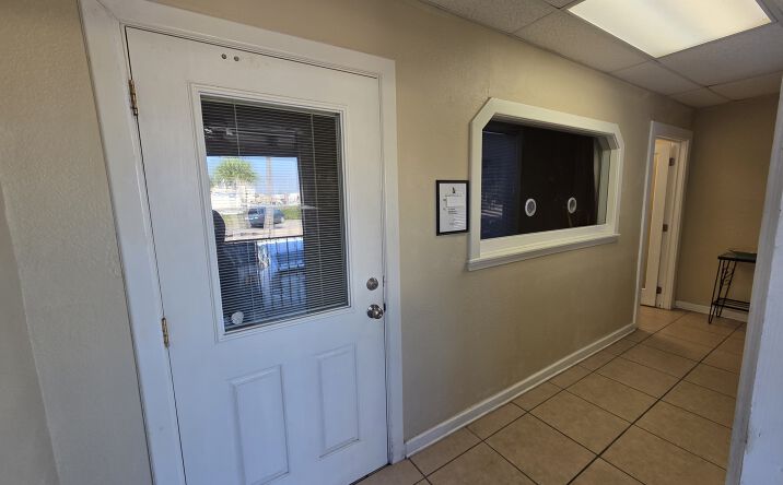 Pictures of Retail, Office, Special Purpose property located at 6511 Stewart Rd, Galveston, TX 77551 for lease - image #1