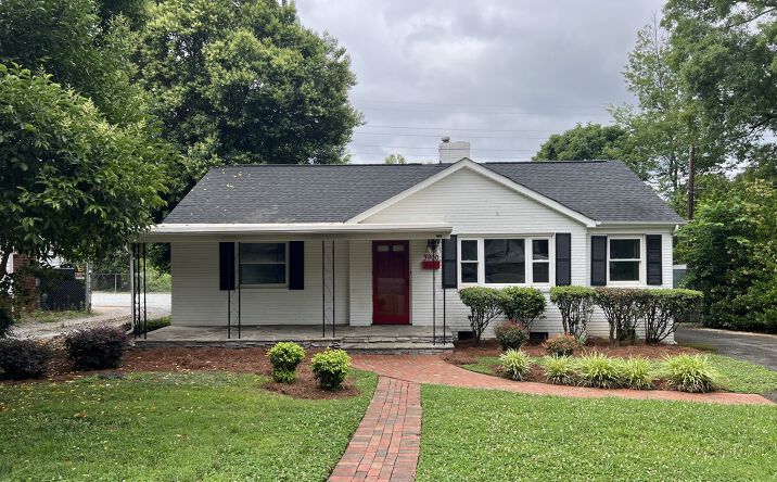 Pictures of Industrial property located at 3900 Miriam Dr, Charlotte, NC 28205 for lease - image #1