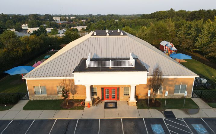 Pictures of Retail, Special Purpose property located at 179 Town Square Cir, Mooresville, NC 28117 for lease - image #1