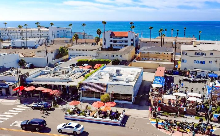 Pictures of Retail, Restaurant property located at 1705 S Catalina Ave, Redondo Beach, CA 90277 for lease - image #1