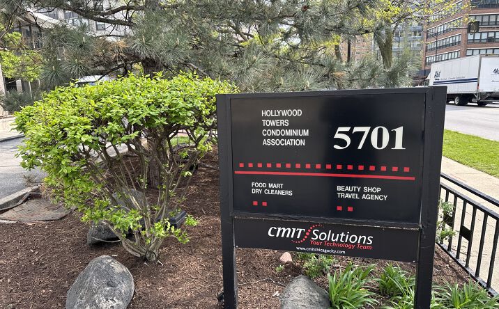 Pictures of Office property located at 5701 North Sheridan Road, Chicago, IL 60660 for lease - image #1