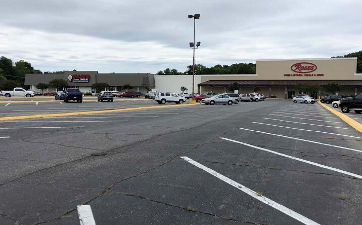 Pictures of Retail property located at 1403 - 1493 E. Franklin Boulevard, Gastonia, NC 28054 for lease - image #1