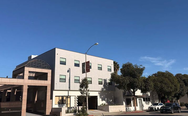 Pictures of Retail, Office, Restaurant property located at 1227 Lincoln Blvd, Santa Monica, CA 90401 for lease - image #1