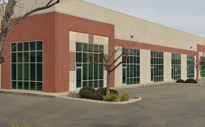 Pictures of Retail, Office, Industrial property located at 4013 N Freeway Blvd, Sacramento, CA 95834 for lease - image #1