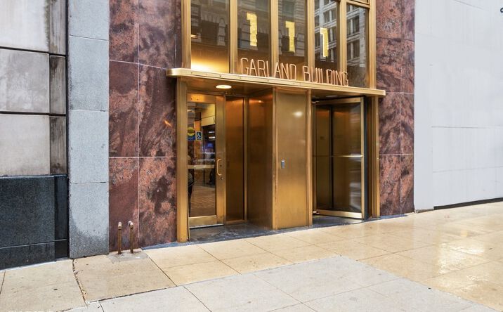 Pictures of Office property located at 111 N Wabash Avenue 1205, Chicago, IL 60602 for lease - image #1