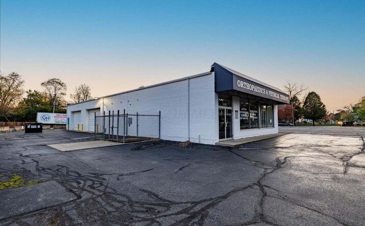 Pictures of Retail property located at 2419 E High Street, Springfield, OH 45505 for lease - image #1