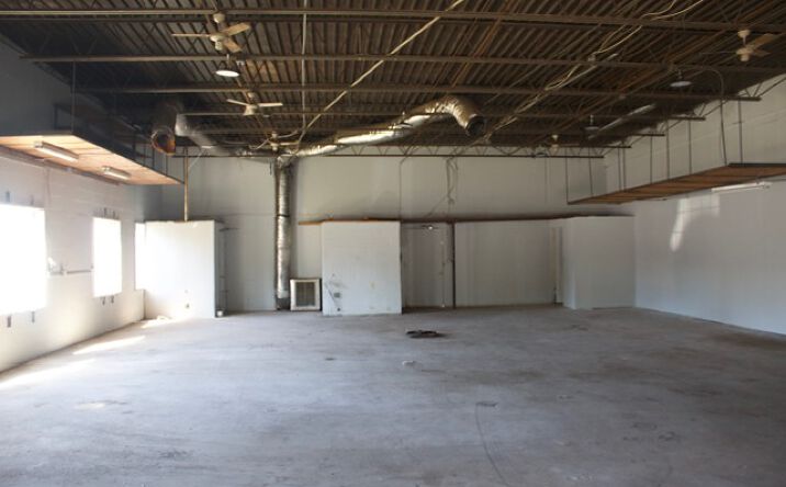 Pictures of Industrial property located at 4333 St Augustine Rd, Jacksonville, FL 32207 for lease - image #1