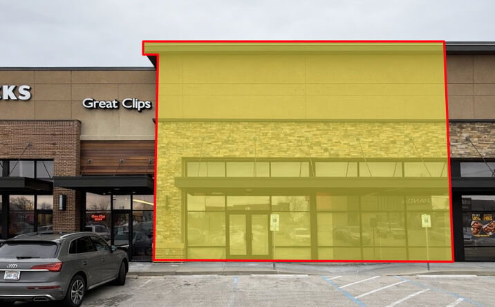 Pictures of Retail, Restaurant property located at 2720 N Grandview Blvd, Waukesha, WI 53188 for lease - image #1