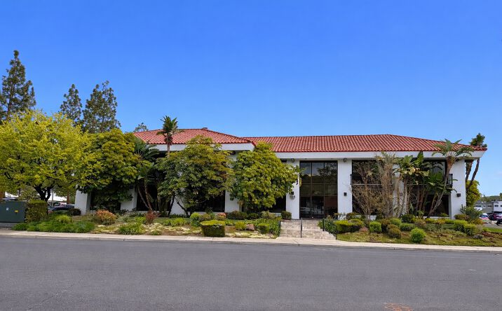 Pictures of Office property located at 468 Pennsfield Pl, Thousand Oaks, CA 91360 for lease - image #1