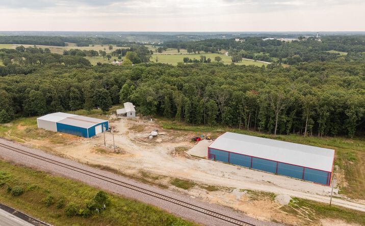 Pictures of Industrial property located at 3232 Tandy Rd, Fordland, MO 65652 for lease - image #1