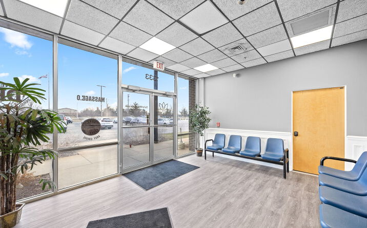 Pictures of Office property located at 1333 S Schoolhouse Road, New Lenox, IL 60451 for lease - image #1