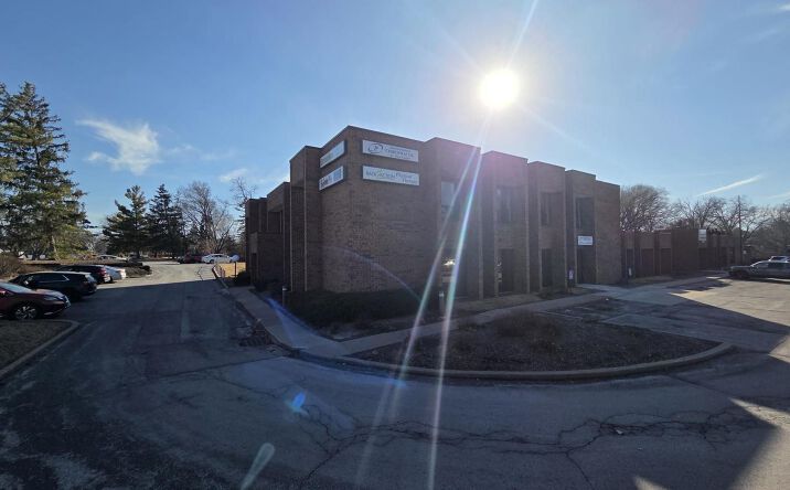 Pictures of Office property located at 3425 E Locust Street 202, Davenport, IA 52807 for lease - image #1