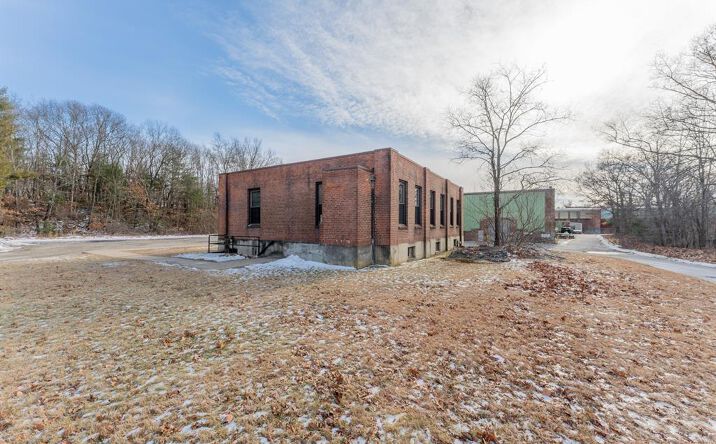 Pictures of Office property located at 30 Harris Street, Putnam, CT 06260 for lease - image #1