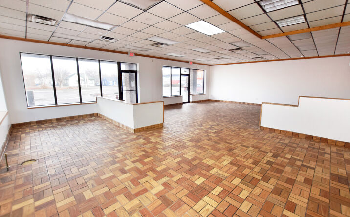 Pictures of Retail, Restaurant property located at 1344 E Bristol Rd, Burton, MI 48529 for lease - image #1